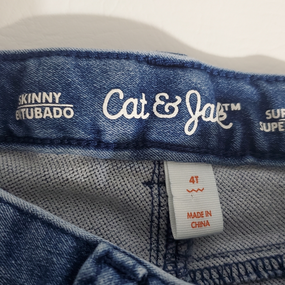 Cat & Jack Blue Denim Skinny Jeans with Embroidered Heart Knee Girls Size 4T - Picture 4 of 5